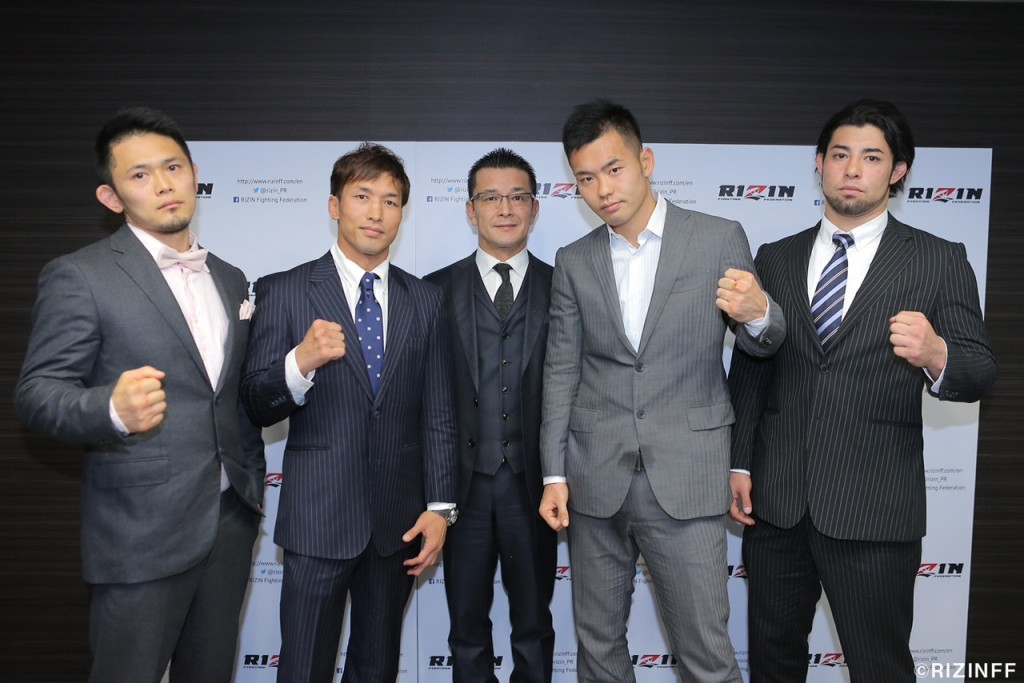88ad6be8-1459-48c2-8f0c-cb1ba9346d77 - MyMMANews RIZIN FF Chairman Nobuyuki Sakakibara (center) with fighters (from left to right) Akiyo "Wicky" Nishiura, Kazuyuki Miyata, Hinata Watanabe and Ken Hasegawa.