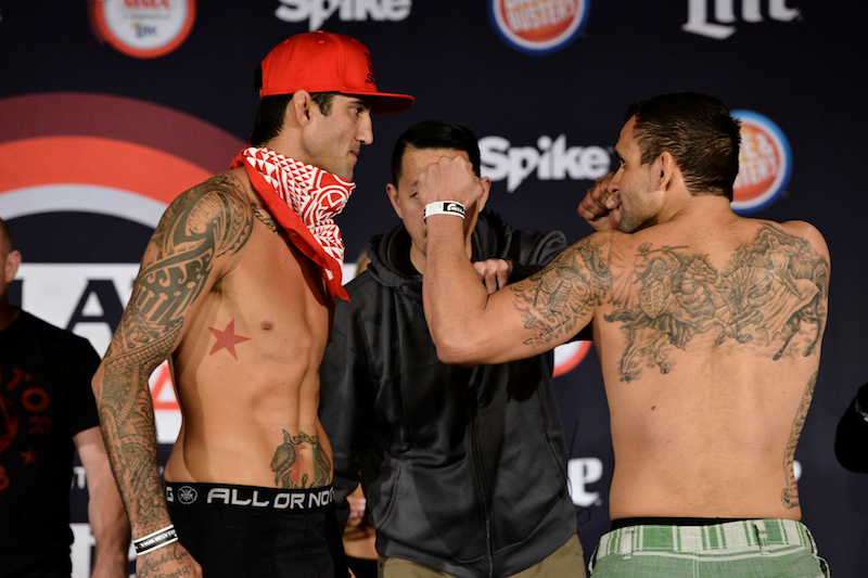Bellator Middleweight Feature Bout Kendall Grove 186 vs Francisco France 1854